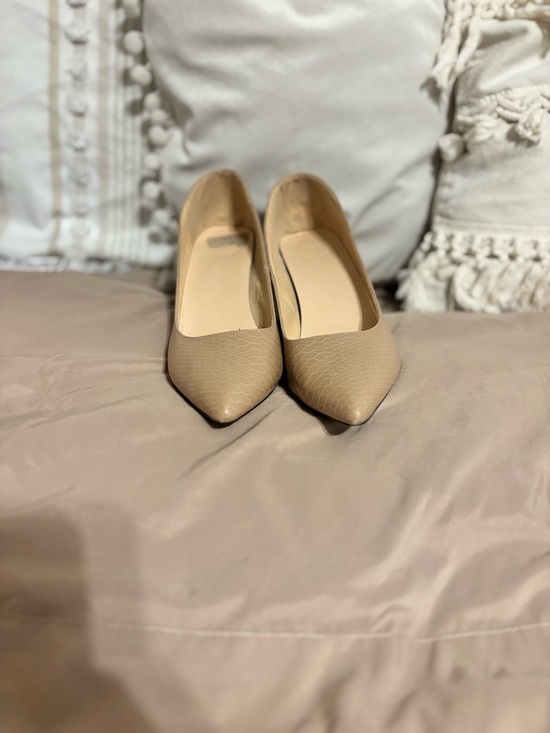 SHEIN Shoes - Pointed “Snakeskin” Heels